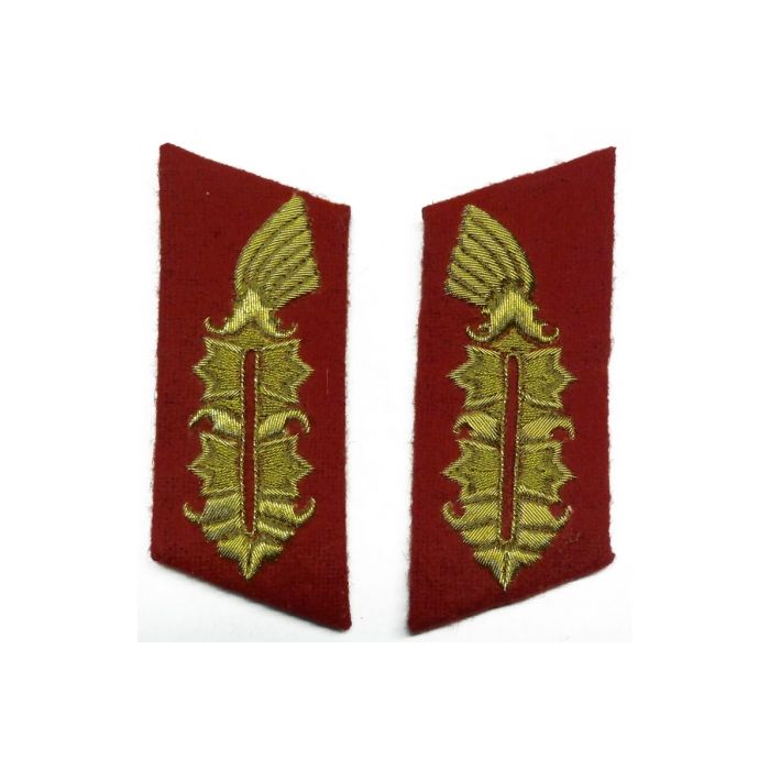 Handgstickter Kragenspiegel - GENERAL HEER - Rot - 2.WK - REPRO - Art. WH4990