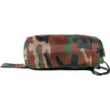 Schlafsack COMMANDO - Farbe Woodland - mit Packsack - 230x80x30cm - Gewicht: 1050g - Nr. OU4733