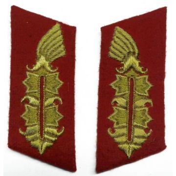 Handgstickter Kragenspiegel - GENERAL HEER - Rot - 2.WK - REPRO - Art. WH4990